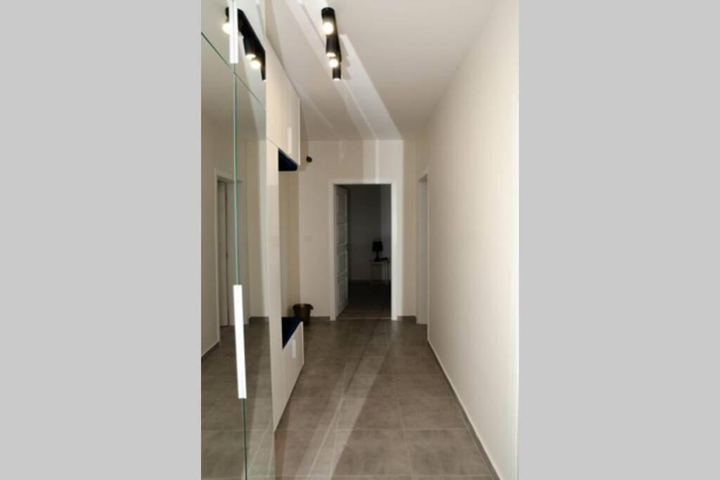 Super Luxurious & Spacious Designer Apartment. Stara Zagora Eksteriør bilde